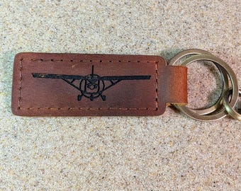 Porte-clés en cuir véritable gravé au laser | Porte-clés en cuir gravé personnalisé | Porte-clés personnalisé en cuir véritable | Porte-clés avion gravé