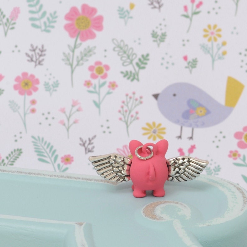 When Pigs Fly ADORABLE Charm Pink Little Piggy Hanging Loop Silver Tone Wings