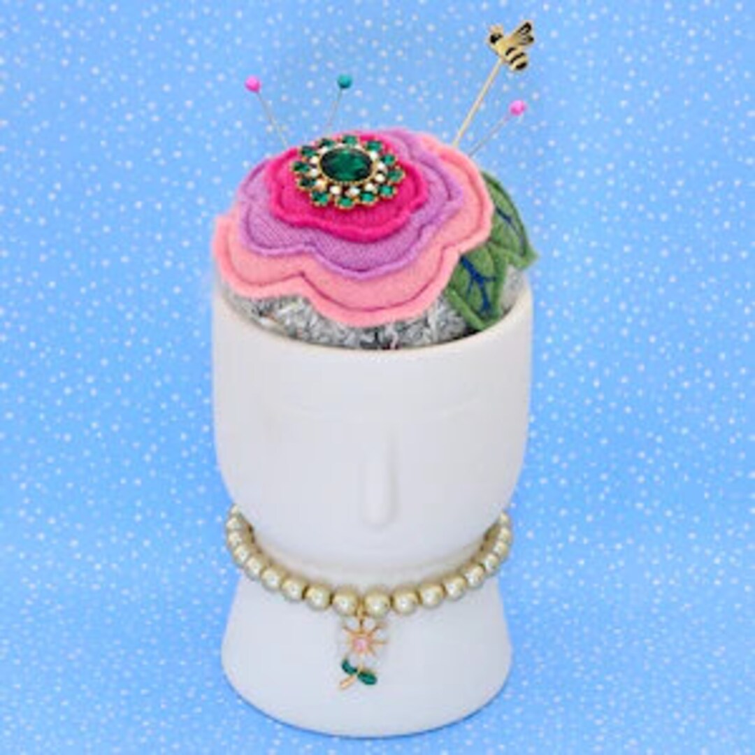 Pin Cushion Face Applique Roses / Bee Stick Pin / Pearl Etsy