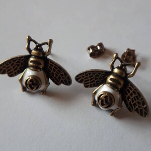 Authentic Gucci Bumblebee Bee Earrings 