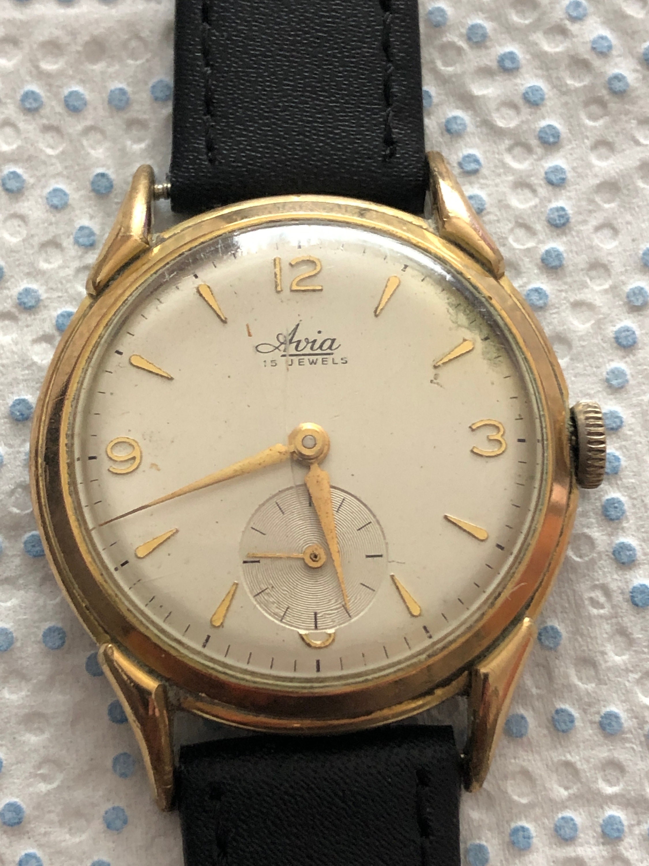 Gents Vintage AVIA 15 Jewel Hand Wind Gold Plated Wrist Watch Etsy