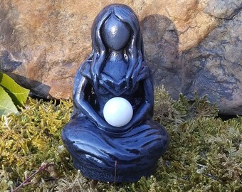 Triple Moon Goddess Statue - Hecate Goddess Statue - Miniature Moon Goddess - Maiden, Mother, Crone