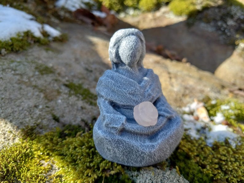 Aphrodite Goddess Statue with Rose Quartz Gemstone – Love, Passion, Healing Altar Decor - Miniature Aphrodite Goddess image 2