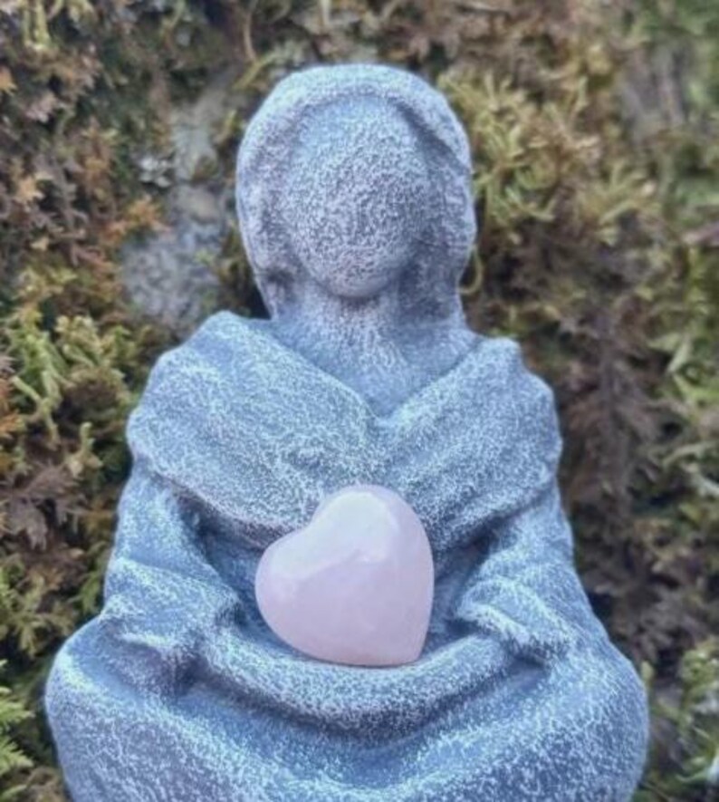 Aphrodite Goddess Statue with Rose Quartz Gemstone – Love, Passion, Healing Altar Decor - Miniature Aphrodite Goddess image 5