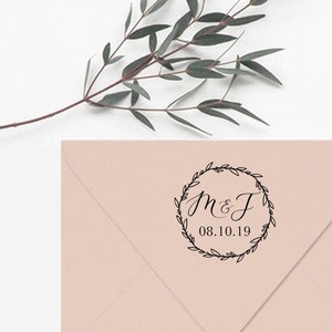 Sello de fecha de iniciales personalizado, sello personalizado personalizado, guardar la tarjeta de fecha, DIY guardar la fecha, guardar el sello de fecha, sello redondo, sello de iniciales