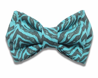 Blue Zebra Print Bow Tie, Animal print dog bow, Safari Bow Tie, Dog collar bowtie, Bowtie for dog, Pet accessories