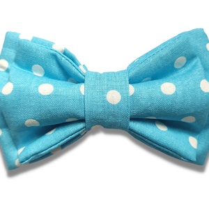 Zachte blauwe hond strikje, polka dot hond strikje, bruiloft strikje, jongen hond strikje, hond strikje, kat boa stropdas