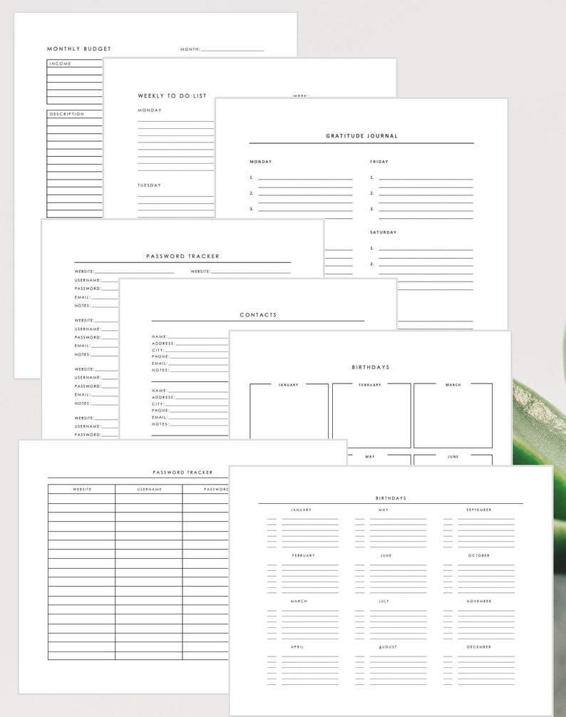 Puede incluir: Un planificador imprimible con p&aacute;ginas para el presupuesto mensual, la lista de tareas semanal, el seguimiento de contrase&ntilde;as, los contactos, el diario de gratitud y los cumplea&ntilde;os. Las p&aacute;ginas son en blanco y negro con l&iacute;neas para escribir.