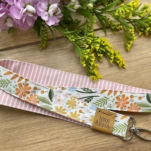 Schlüsselband Blumen Schlüsselanhänger Vegan • HYGGE FLOWERS • Streifen Rosa • Lanyard stripes light pink • Karabiner