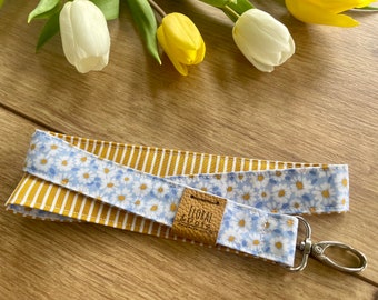 DAISY LOVE  • Schlüsselband Streifen Ocker Senf Gelb • Lanyard Stripes Mustard Yellow • Schlüsselanhänger Leder  Karabiner Ausweisband