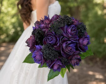 Ultraviolet Black Gothic Wedding Bouquet, Dark Purple Sola Wood Flower Bridal Bouquet - ELVIRA