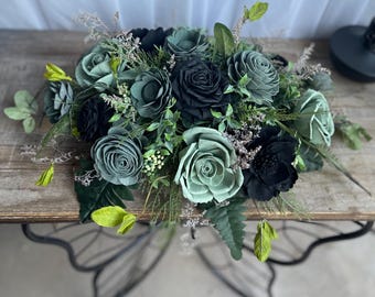 Paquet de fleurs de mariage - Bouquet de mariée en bois de sola, vert sauge et rose noire - SISSY