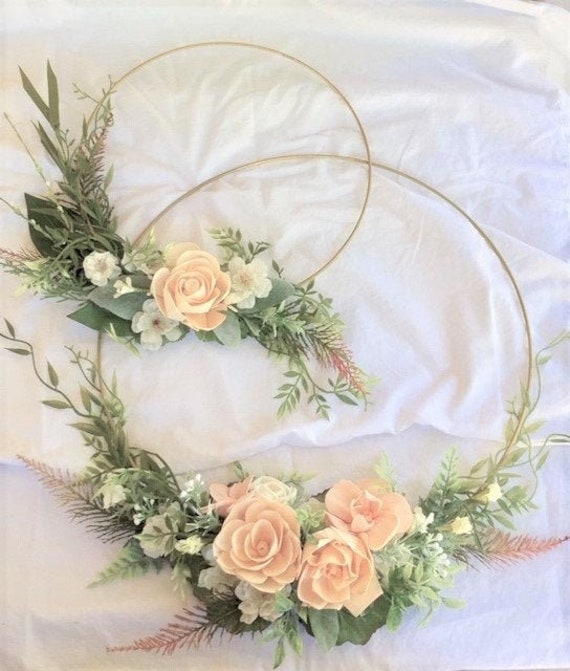 Hoop bridesmaid bouquet sales