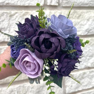 Paquet de fleurs de mariage gothique - Bouquet de mariée en bois de sola violet foncé pourpre clair - JULIANA 6" Flower Girl