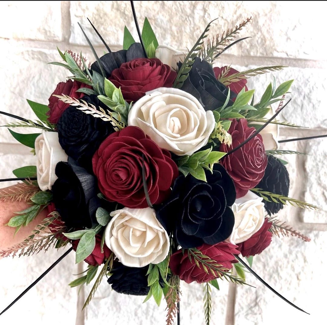 Bouquet De Gardénia Et De Rose Rouge