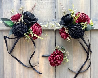 Ensemble de bouquets de bâtons de randonnée faits main avec fleurs en bois rouges et noires : mariage gothique