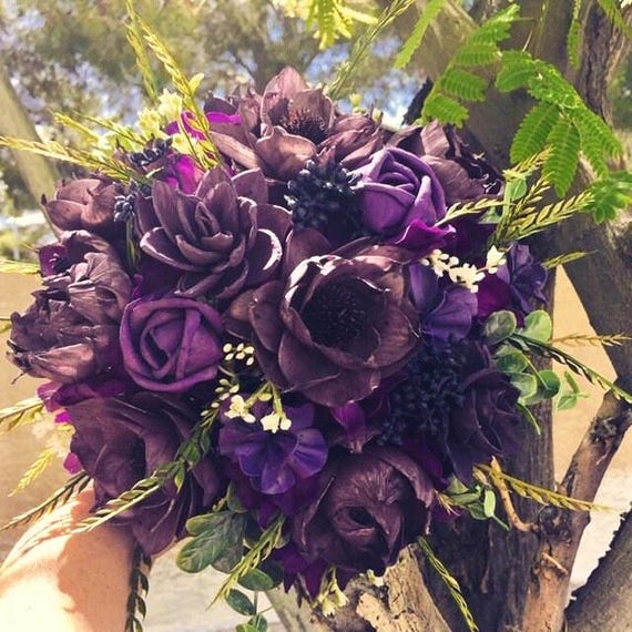 Dark Purple Sola Wood Flower Bouquet: Gothic Wedding, Purple Shades, Plum Dahlia Rose - DAVIA