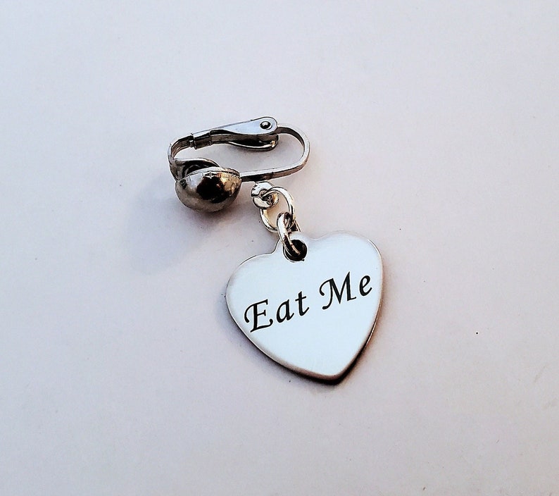 Eat Me Clit Clip On Pussy Jewelry, Erotic Labial Clip, Intimate Vaginal Jewelry, Non-Piercing Genital Jewelry, BDSM Lingerie Fetish Toys 