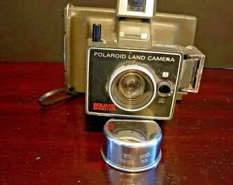 Vintage 1970's Polaroid Land Camera Square Shooter camera- not tested