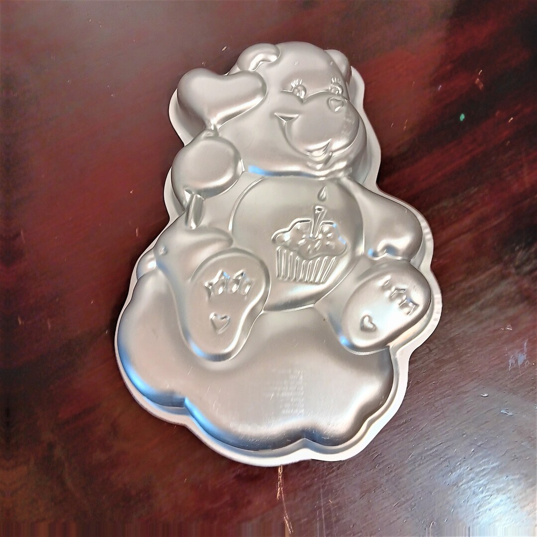 1983 Wilton Retired Care Bears Cake Pan Birthday Bear Vintage Kitchen