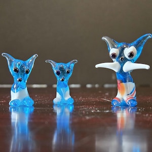 Vintage Miniature Hand Blown Colored Glass Dog And Puppies Figurines Lot 3