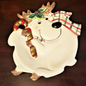 1990&#39;s Reindeer Holiday Plate Christmas Serving Santa cookies, neighbors hand crafted formed Edge Gift Gallery