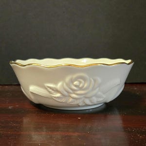Vintage Lenox China Rose Blossom Cream Colored Porcelain Bowl 24k Gold Trim