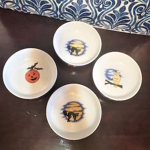 Lot Of 4 American Atelier Domestication HALLOWEEN 6” Cereal Bowls