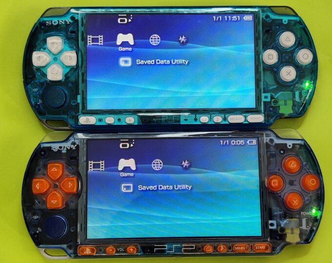 Modded Sony PSP 1000. 6.61 CFW Mod. 64gb. Charger and Battery Themes