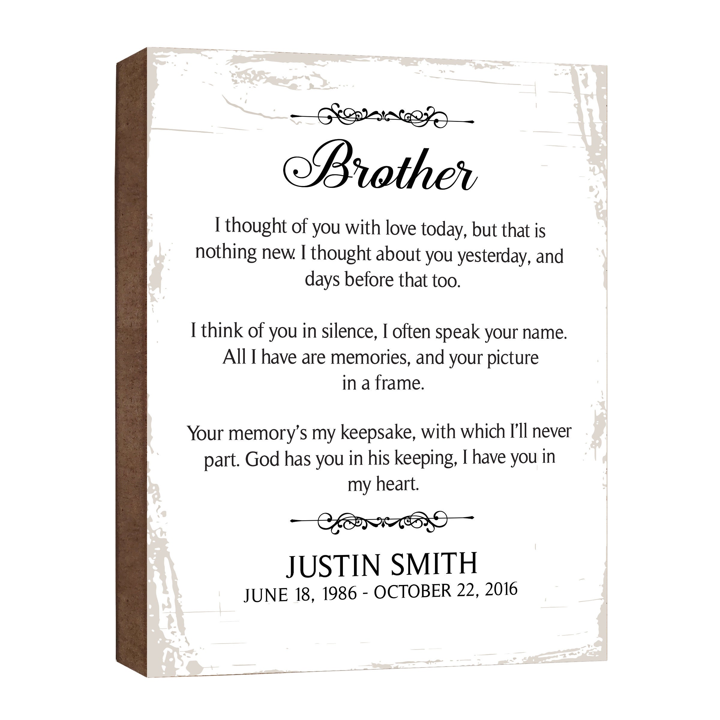 Fleurs Sur Le Mémorial.Détails De La Décoration Funéraire.Bouquet De Fleurs Sur La Tombe.Cérémonie De Deuil Photo Stock - Alamy