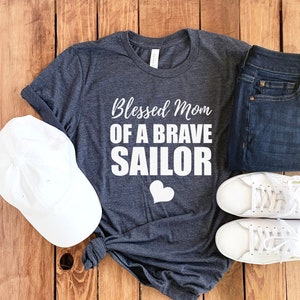 Sailor Mom Shirt • US Sailor Mom Gift • Navy Mom Shirt • Proud Navy Mom • Military Mom Shirt • Gift For Navy Mom • Sailor T-Shirt • Navy Tee