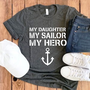 US Navy Proud Daughter WW2 Veteran Decal - 3.8 Inch Military Sticker