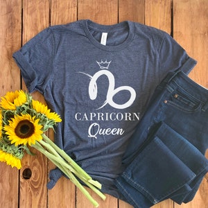 Capricorn Shirt • Capricorn Queen • Zodiac Shirt • Gift For Capricorn • Capricorn Astrology T-Shirt • Capricorn Zodiac Shirt • Unisex Tee
