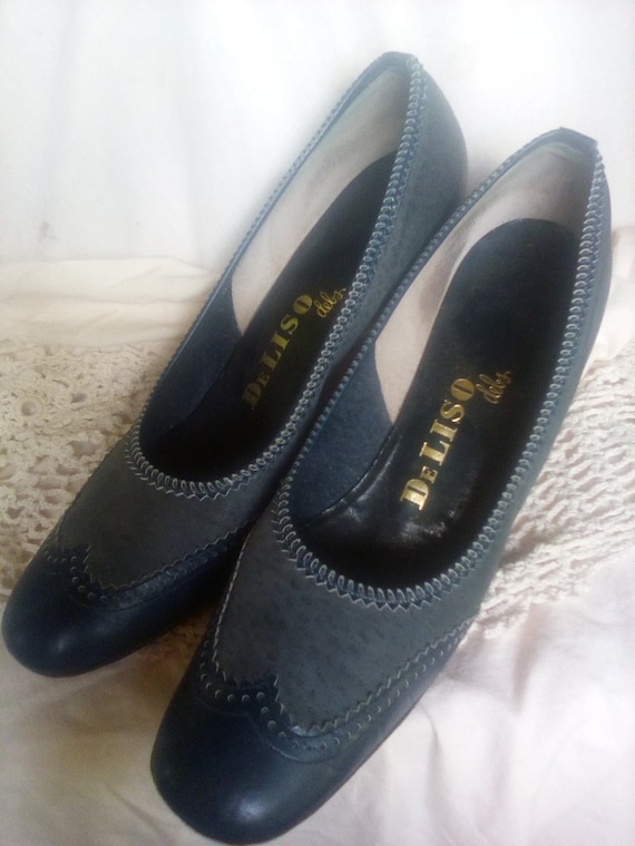 Vintage DeLiso debs blue leather pumps shoes heels - image 1