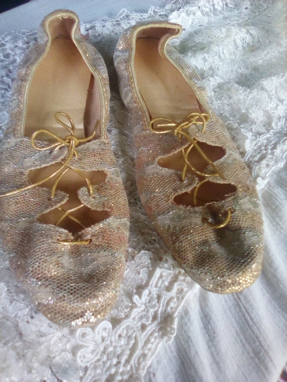 Vintage Mercury ballet style lace up flats