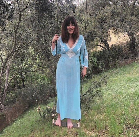 Vintage 1970s Maxi Boho Prairie Dress