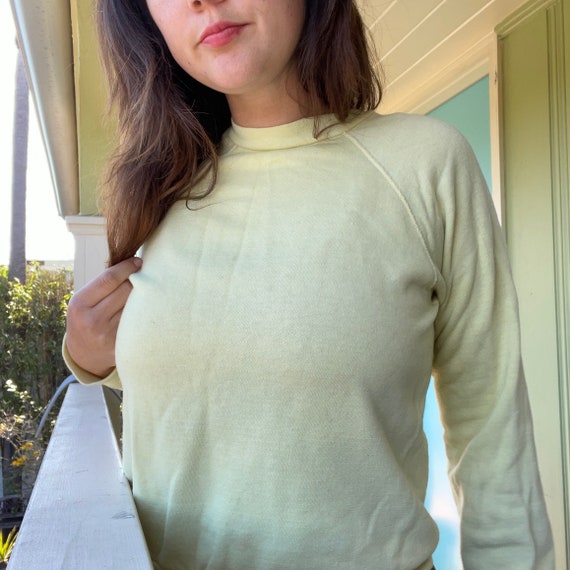 Vintage 1970s Butter Yellow Raglan Sleeve Crewneck