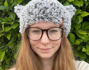 Faux Fur Cat Ear Beanie Knitting Pattern: Newborn to Adult (PDF Pattern)