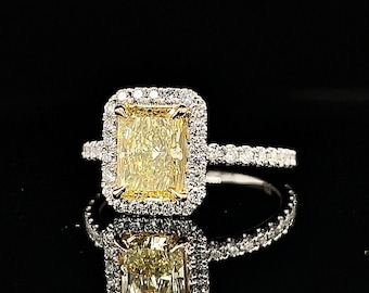 Anillo de compromiso de oro de dos tonos de 18 k con halo de diamantes radiantes amarillos de 1,26 quilates: SI1, certificado por GIA