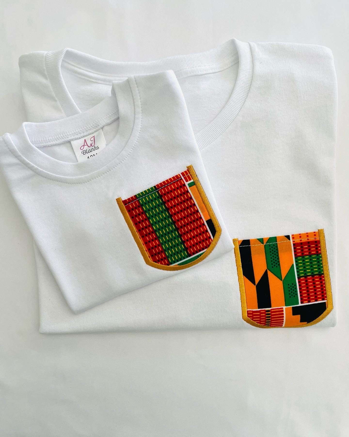 Haji Kid's Unisex African Print T-Shirt (White/Rainbow Kente) Multicolor / M