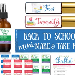 Puede incluir: Un mini kit de regreso a la escuela para hacer y llevar, con un frasco rociador marrón, dos frascos roll-on y etiquetas. El frasco rociador tiene una etiqueta verde y blanca. Los frascos roll-on están etiquetados como "Focus" e "Immunity". También se incluye una lista de verificación.