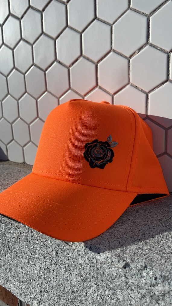 BRAND NEW orange Hats & Roses hat NY Yankees 00 WS Rose New Era Custom Snapback - Orange, Red  main image 4