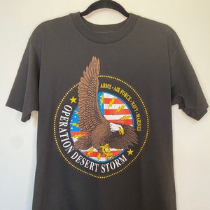 Vintage 1990&#39;s Operation Desert Storm Graphic T-Shirt