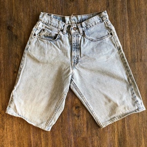 Vintage 565 Levi&#39;s &quot;Student&quot; Shorts
