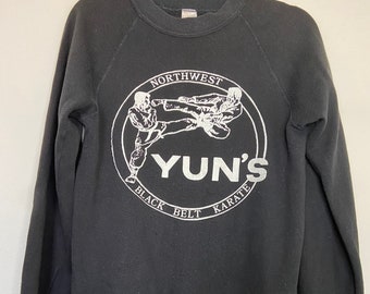 Vintage 1980&#39;s-1990&#39;s Yun&#39;s Northwest Black Belt Karate Pullover Sweatshirt