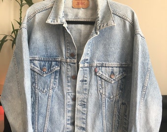 Vintage LEVIS 4 Pocket Denim Jean Jacket