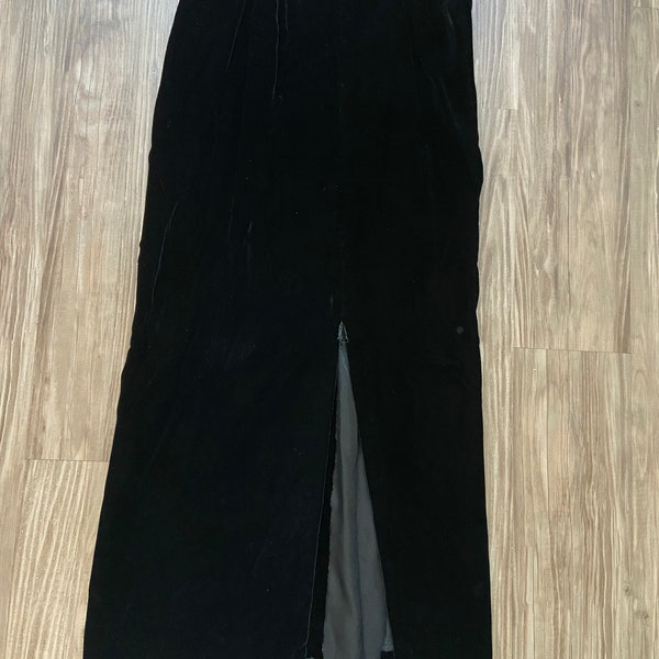 Vintage Black Velvet High Waisted Long Skirt with Front Slit