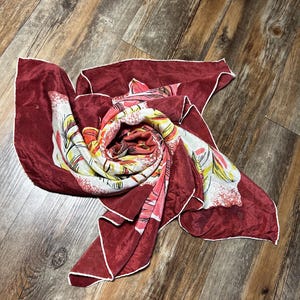 Vintage 1960&#39;s Floral Print Scarf