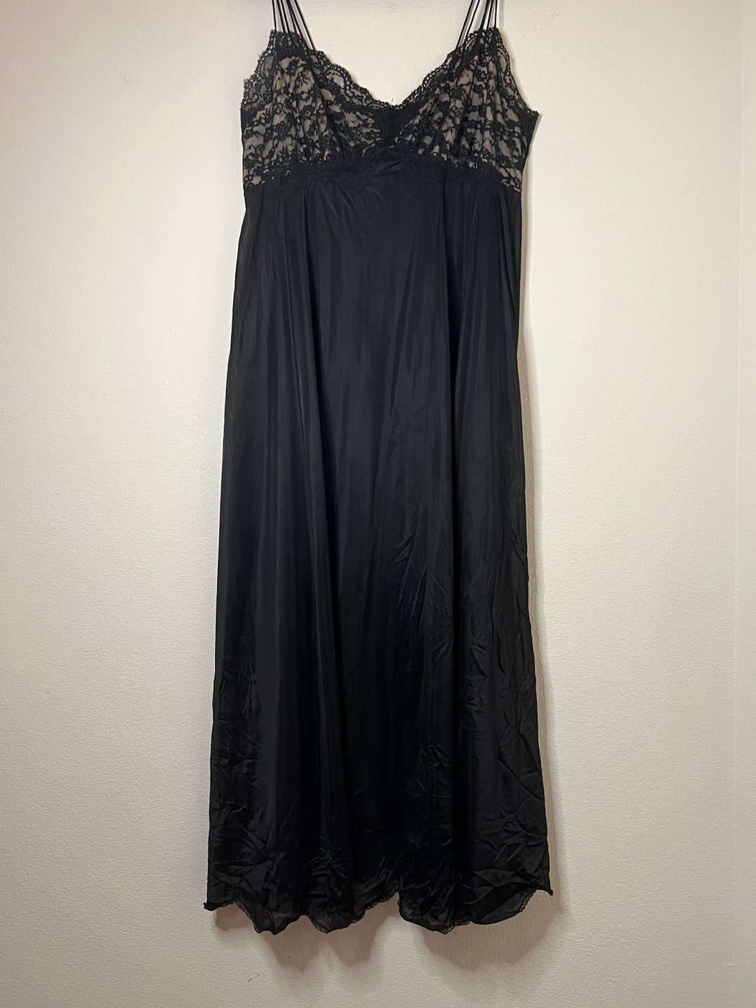 Vintage 1950's-1960's Long Floor Length Vanity Fair Negligee Nightgown ...