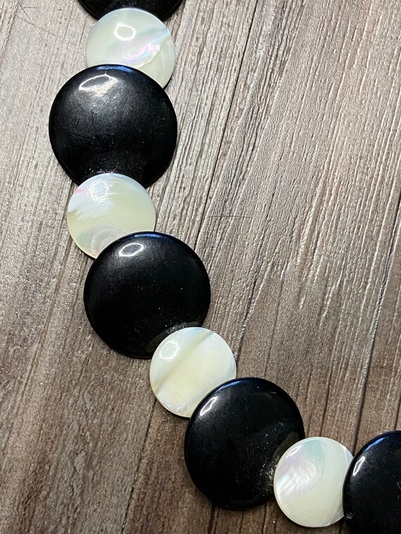 Vintage Pearl and Black Bakelite Necklace - image 4